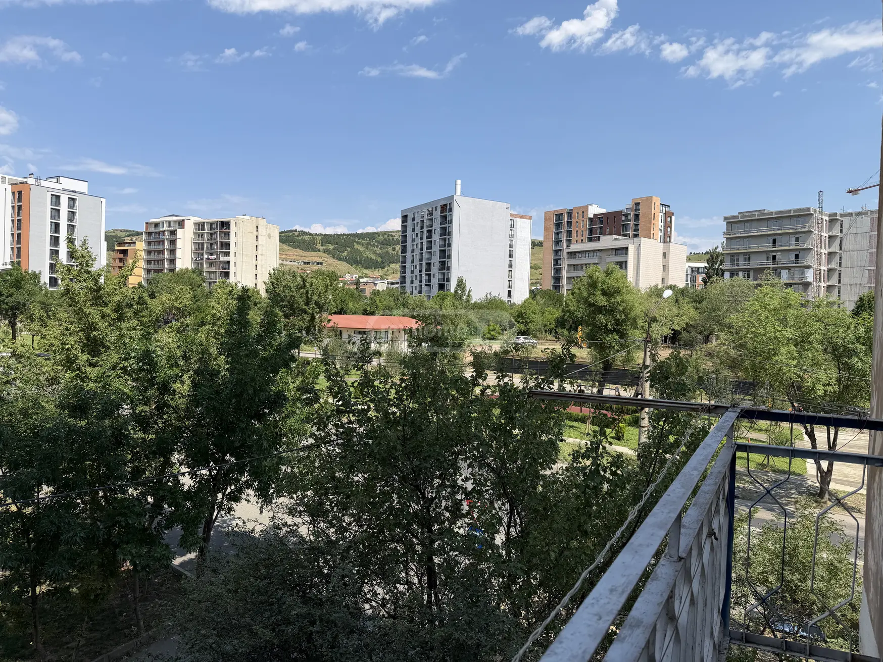 6 ოთახიანი კერძო სახლი — ზუგდიდი — ფოტო 1